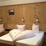 Terra Rossa Фис